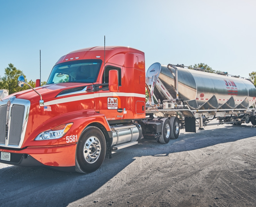 Mechanic Careers | J&M Tank Lines
